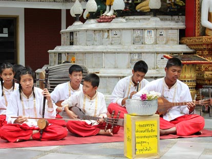 Traditional Thai child musicians