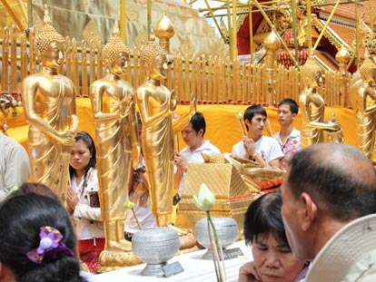 Relax at Wat Pho in Bangkok City