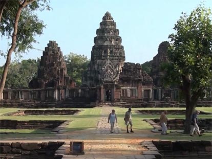 Prasat Hin Phimai is one of Thailand's largest Khmer temple